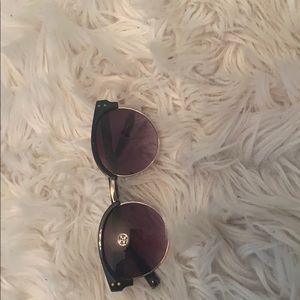 american eagle black and gold sunglasses